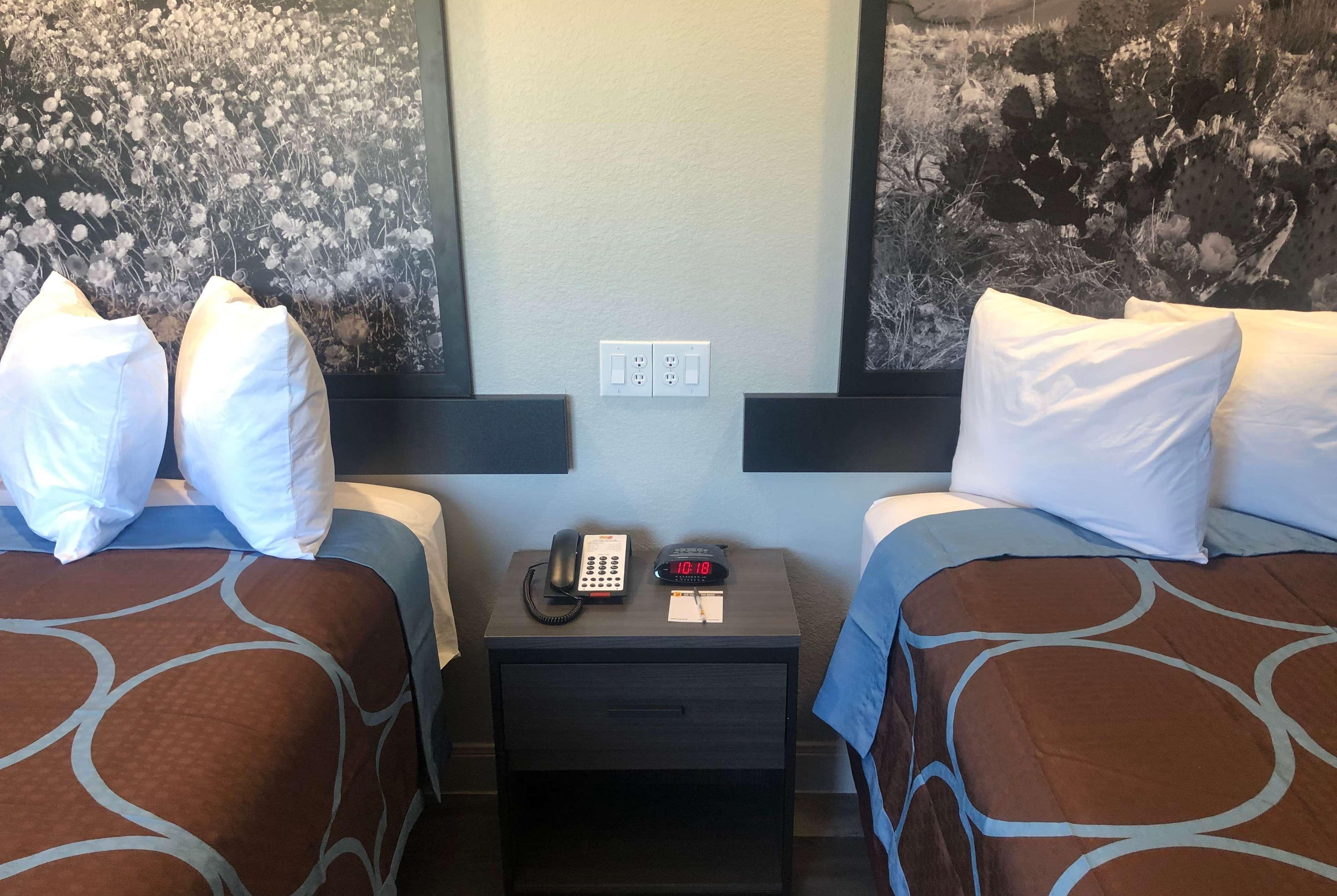Hotel Blue Spring Esterno foto